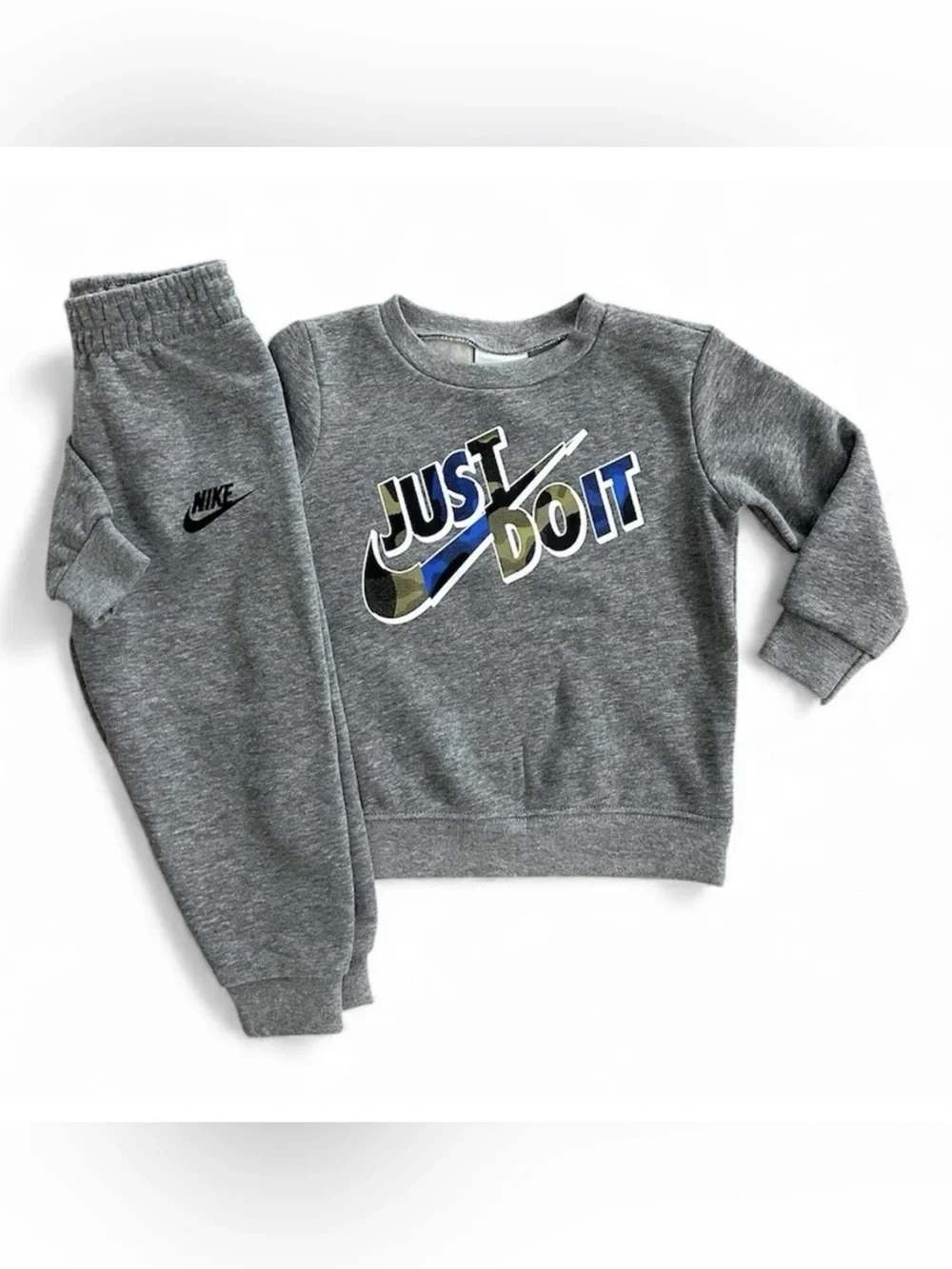 Nike 2 Piece Set Gray Crewneck Sweatshirt & Jogger Pants Boys Size 24 Months NWT